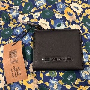 Steve Madden Black Card Holder